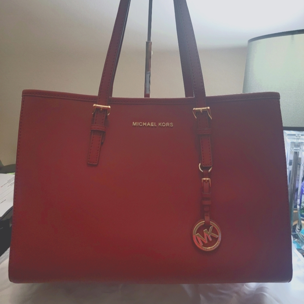 Michael Kors tote